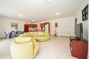 Faos Luxury Apartments