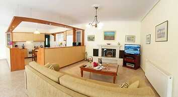 Faos Luxury Apartments