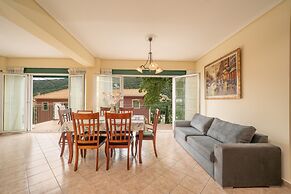 Faos Luxury Apartments