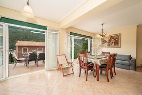 Faos Luxury Apartments