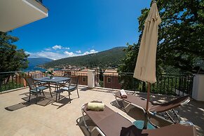 Faos Luxury Apartments