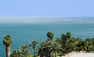 Luxury Suite by Sea of Galilee