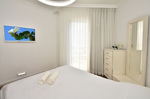 Luxury Suite by Sea of Galilee