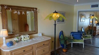 Palm Cay 9 1 Bedroom Condo by RedAwning