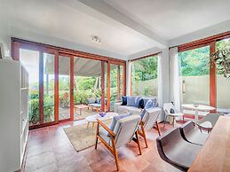 473 Grenada Boutique Resort