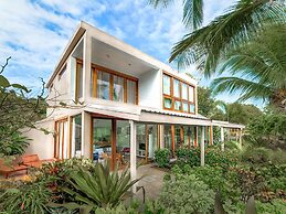 473 Grenada Boutique Resort