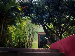 473 Grenada Boutique Resort