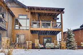 New Luxury 3bdr Townhome/stunning Decor, Mountain Views 3 Bedroom Town