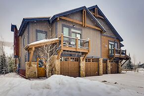 New Luxury 3bdr Townhome/stunning Decor, Mountain Views 3 Bedroom Town