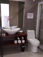 Manarra Seaview Resort