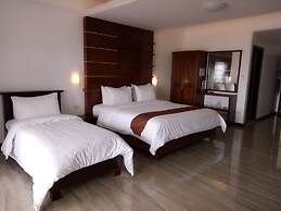 Manarra Seaview Resort