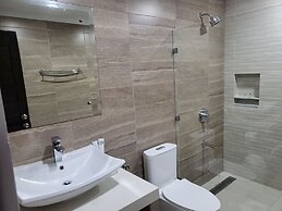 Manarra Seaview Resort