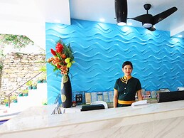 Manarra Seaview Resort