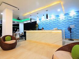 Manarra Seaview Resort