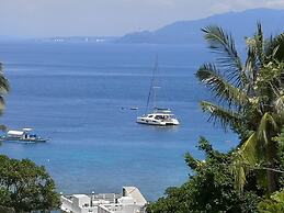 Manarra Seaview Resort