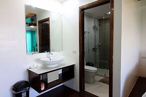 Manarra Seaview Resort