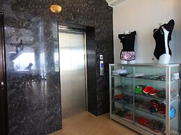 Manarra Seaview Resort