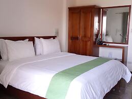 Manarra Seaview Resort