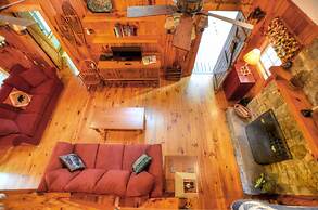 Cute On The Creek 1 Bedroom Cabin by Redawning