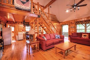 Cute On The Creek 1 Bedroom Cabin by Redawning