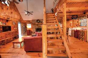 Cute On The Creek 1 Bedroom Cabin by Redawning