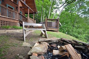 Soaring Eagle 1 Bedroom Cabin by Redawning