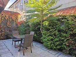 Mini-Hotel Glove House