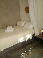 Diosmarini Studios & Apartments