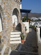 Diosmarini Studios & Apartments