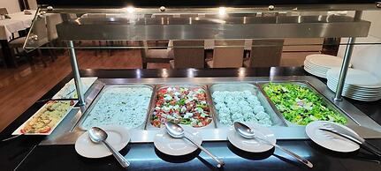 Riverside Boutique Hotel