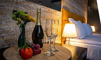 Riverside Boutique Hotel