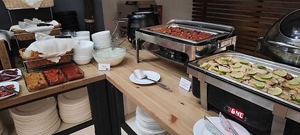 Riverside Boutique Hotel