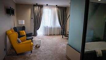 Riverside Boutique Hotel