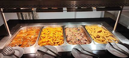 Riverside Boutique Hotel