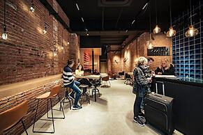 Habitat Apartments Hot Jazz