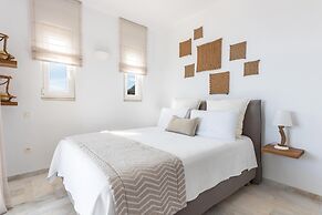 Vathi Bleu Private Villas