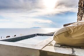 Vathi Bleu Private Villas