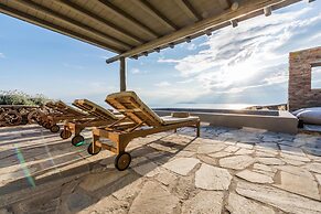 Vathi Bleu Private Villas