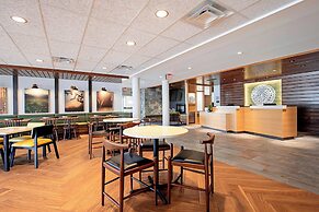 Fairfield Inn & Suites by Marriott Duluth Waterfront