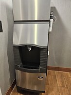 Fairfield Inn & Suites by Marriott Duluth Waterfront