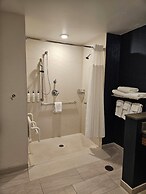 Fairfield Inn & Suites by Marriott Duluth Waterfront