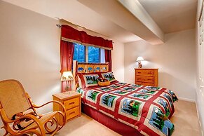 10 Mile Range Retreat - Peace, Seclusion & Access