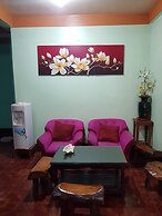 Desiree's Lodge And Transient House, Baler Aurora