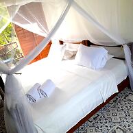 Media Luna Hostel Baru