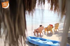 Media Luna Hostel Baru