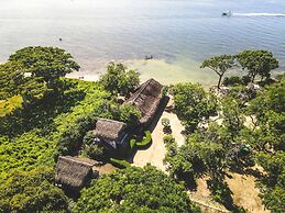 Media Luna Hostel Baru