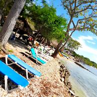 Media Luna Hostel Baru