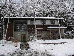 Kawaguchiko Pension Woodstock