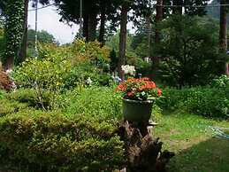 Kawaguchiko Pension Woodstock