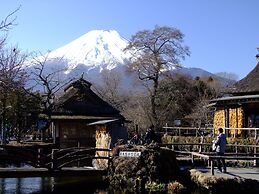 Kawaguchiko Pension Woodstock